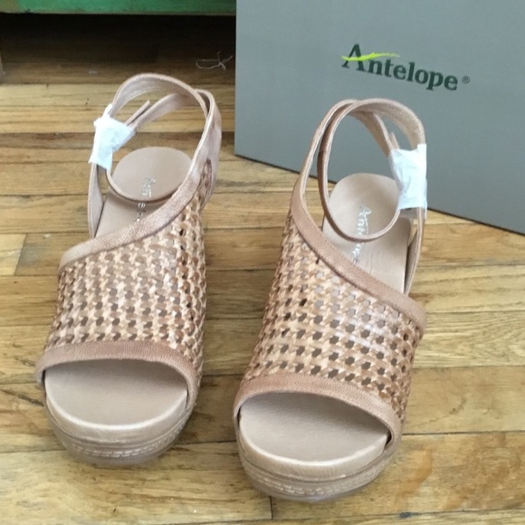 NIB Tyla leather platform sandals - Picture 4 of 12